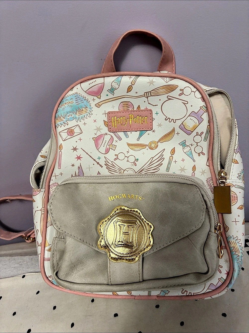 Harry Potter Hogwarts backpack Pink & White Backpack